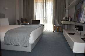 ParkTower Suites