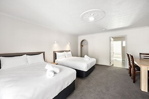 Ashleigh Court Motel