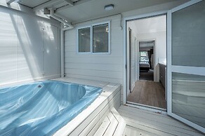 Ashleigh Court Motel