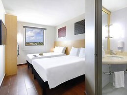 ibis Cancun Centro