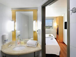 ibis Cancun Centro