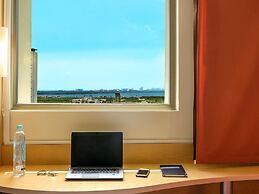 ibis Cancun Centro