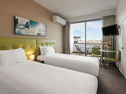 Mercure Melbourne Caroline Springs