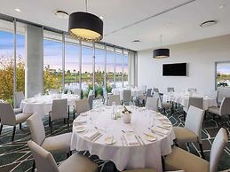 Mercure Melbourne Caroline Springs