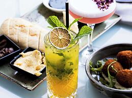 Mercure Melbourne Caroline Springs