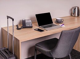 Mercure Melbourne Caroline Springs