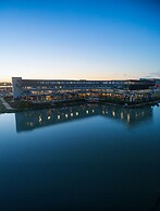 Mercure Melbourne Caroline Springs