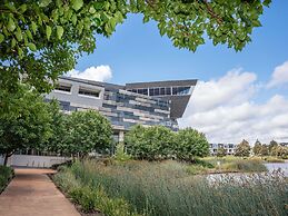 Mercure Melbourne Caroline Springs