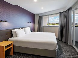Mercure Melbourne Caroline Springs