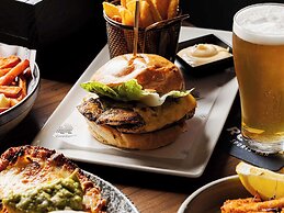 Mercure Melbourne Caroline Springs