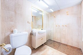 Eltham Gateway Hotel