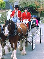 Eltham Gateway Hotel