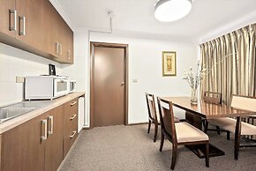 Eltham Gateway Hotel