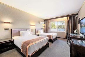 Eltham Gateway Hotel