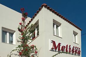 Melissa Apartments, Studios & Suites