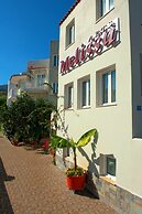 Melissa Apartments, Studios & Suites