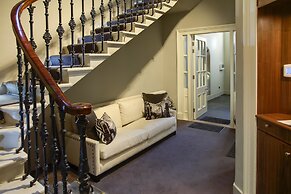 Clarendon Luxury Apartments