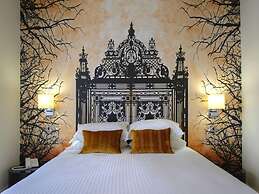 Clarendon Luxury Apartments