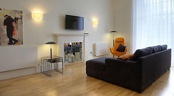 Clarendon Luxury Apartments