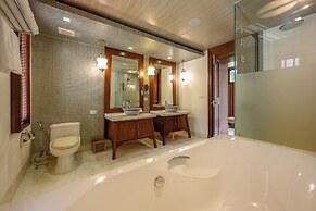 Maikhao Dream Villa Resort & Spa