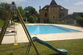 Hotel La Bastie D Urfe