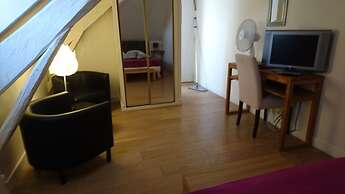 Hotel La Bastie D Urfe