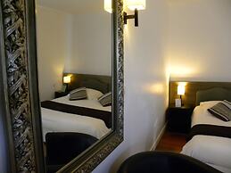 Hotel La Bastie D Urfe