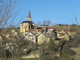 Hotel La Bastie D Urfe