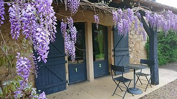 Hotel La Bastie D Urfe