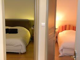 Hotel La Bastie D Urfe