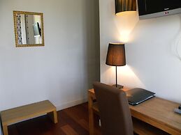 Hotel La Bastie D Urfe