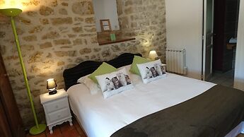 Hotel La Bastie D Urfe