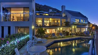 185 on Beach Boutique Suites and Apartments