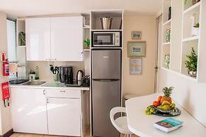 185 on Beach Boutique Suites and Apartments