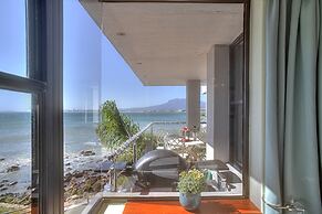 185 on Beach Boutique Suites and Apartments