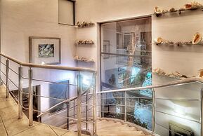 185 on Beach Boutique Suites and Apartments