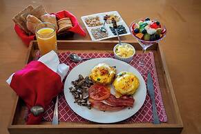 185 on Beach Boutique Suites and Apartments