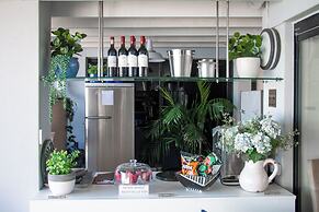 185 on Beach Boutique Suites and Apartments