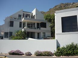 185 on Beach Boutique Suites and Apartments