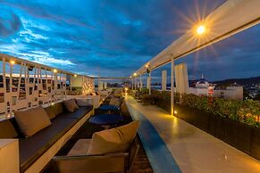 ASHLEE Hub Hotel Patong