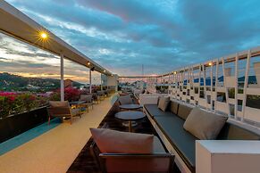 ASHLEE Hub Hotel Patong