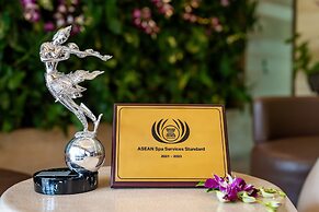 Centara Grand Beach Resort Phuket