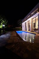 The Lakes Boutique Lodge