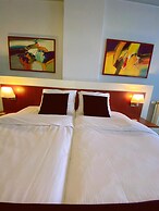 Apollo Hotel