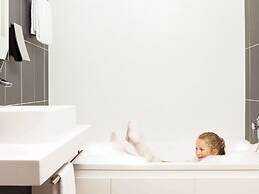 Novotel Suites Paris Issy les Moulineaux