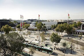 Novotel Suites Paris Issy les Moulineaux
