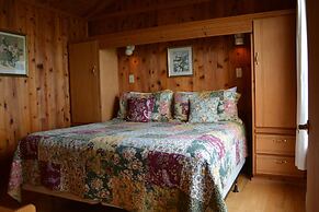 Black Walnut Point Inn