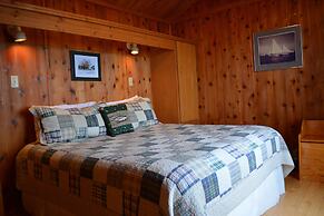 Black Walnut Point Inn