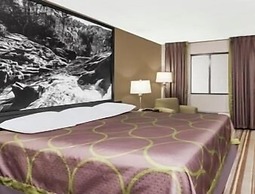 Super 8 by Wyndham Monteagle TN