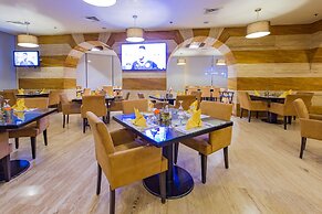 Imperial Suites Hotel